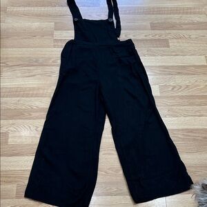 434.    (Rack). Annabelle Black Wide-Leg Overall Jumpsuit with Button Straps